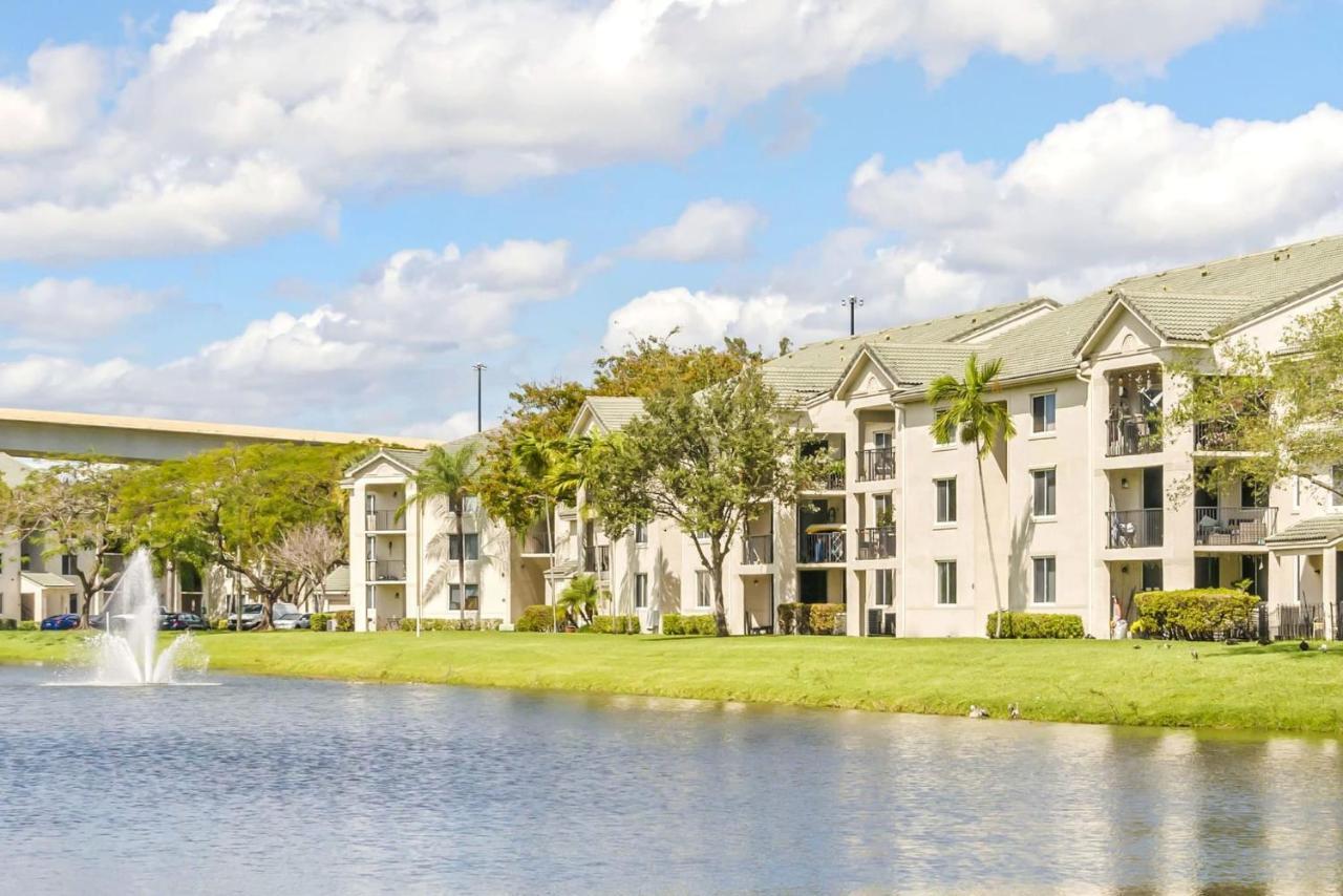 Stunning Centrally Located Apartments At New River Cove In South Florida Fort Lauderdale Esterno foto